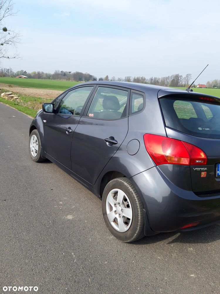 Kia Venga 1.4 M - 5