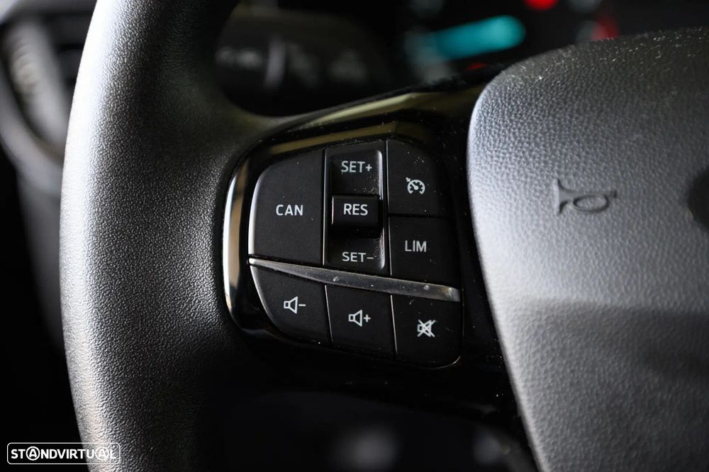 Ford Fiesta 1.0 EcoBoost Trend Connected - 34