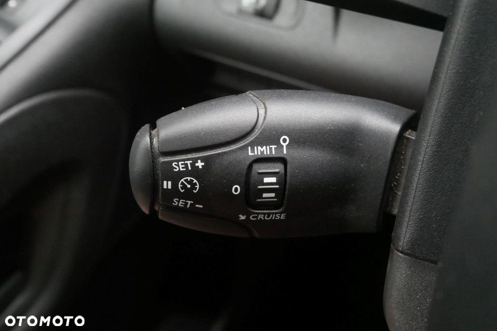 Citroën Berlingo M 1000kg 1.5 Bluehdi 102KM S&S M6 Właścicielem pojazdu jest Ayvens Financial Services Polska - 20