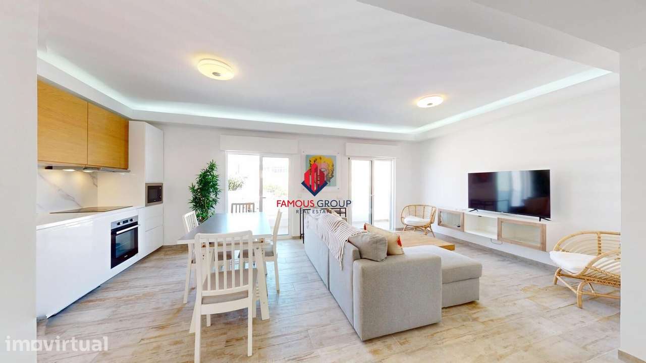 Elegante Apartamento T2 Totalmente Remodelado em Quarteira centro - Grande imagem: 3/40