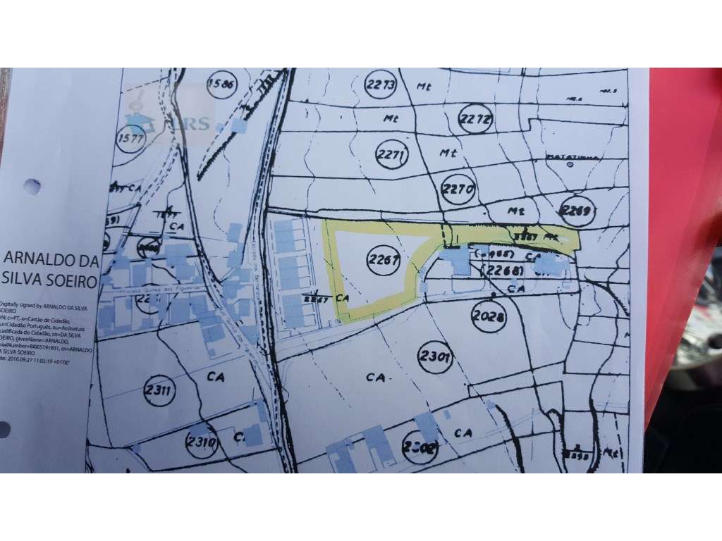 Manique, lote urbano para construção com a area de 5.883m2 p espaço... - Grande imagem: 3/3