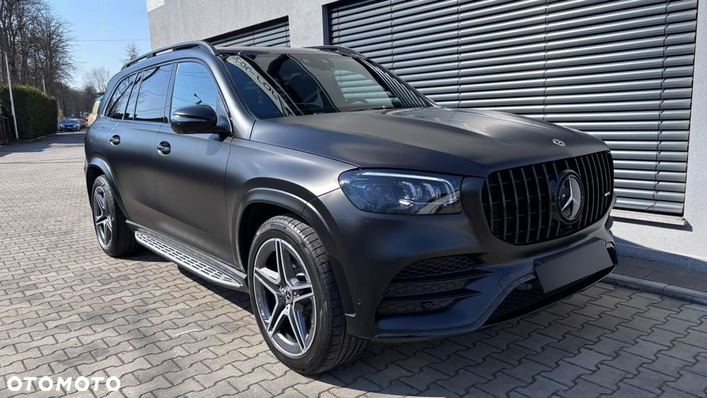 Mercedes-Benz GLS - 16