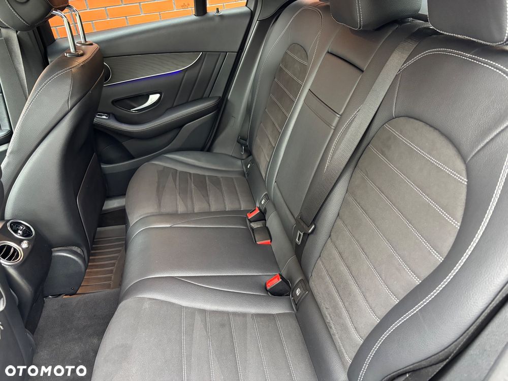 Mercedes-Benz GLC - 16