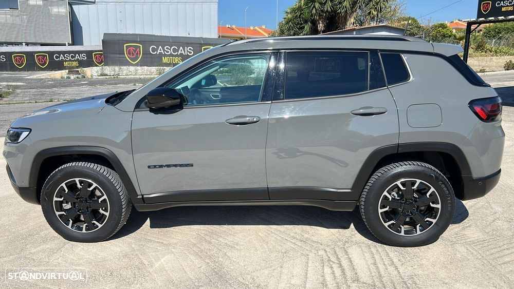 Jeep Compass - 2
