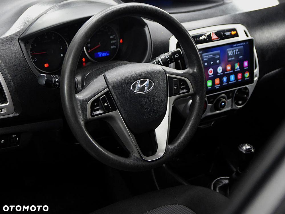 Hyundai i20 - 17