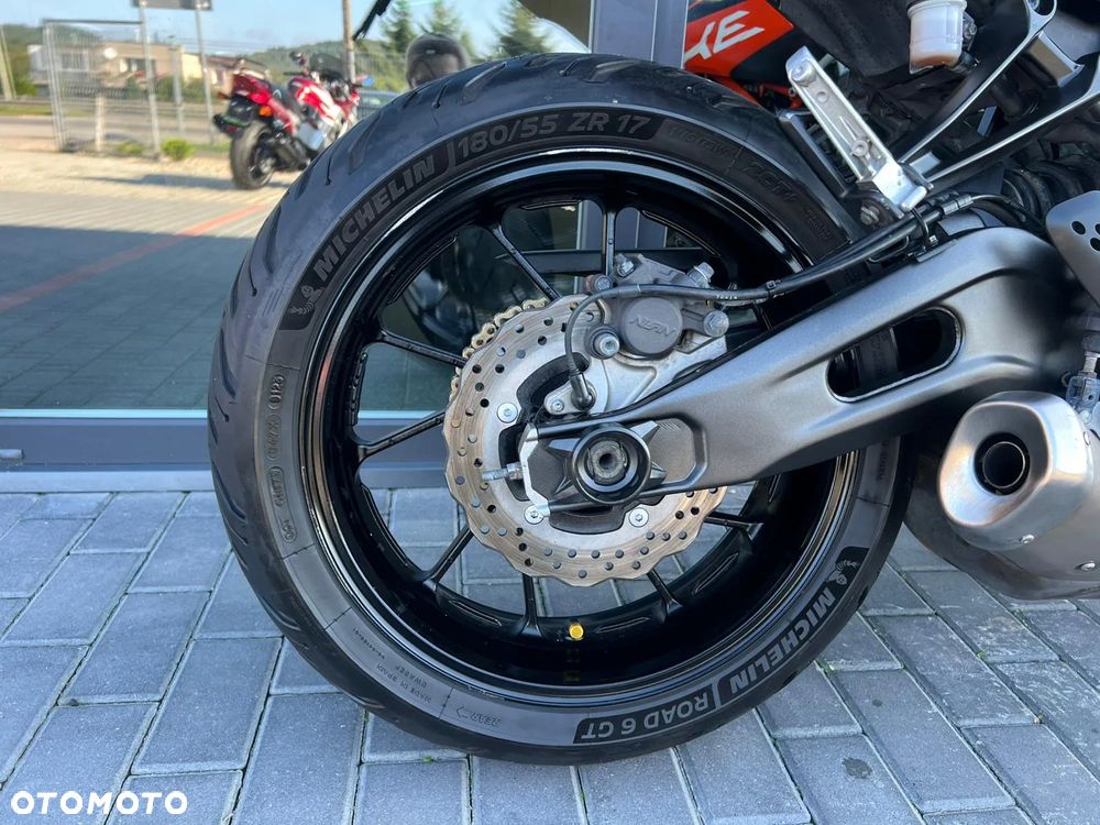 Yamaha MT - 12