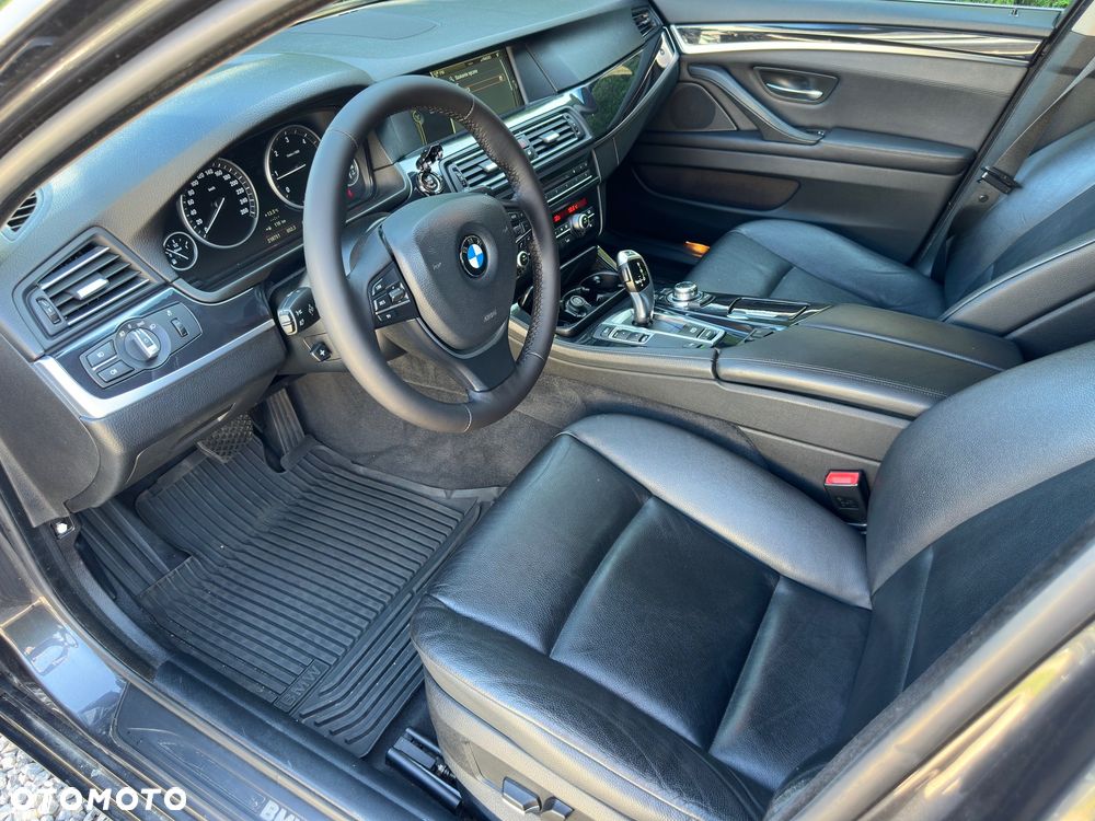 BMW Seria 5 520d Sport-Aut - 27