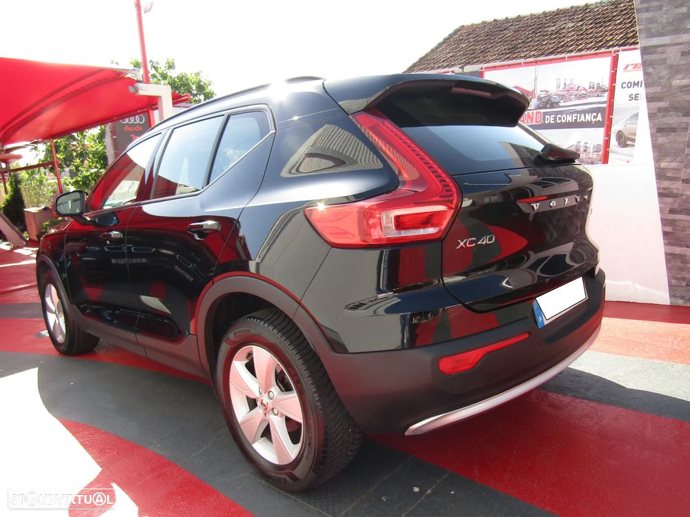 Volvo XC 40 1.5 T2 Momentum - 6