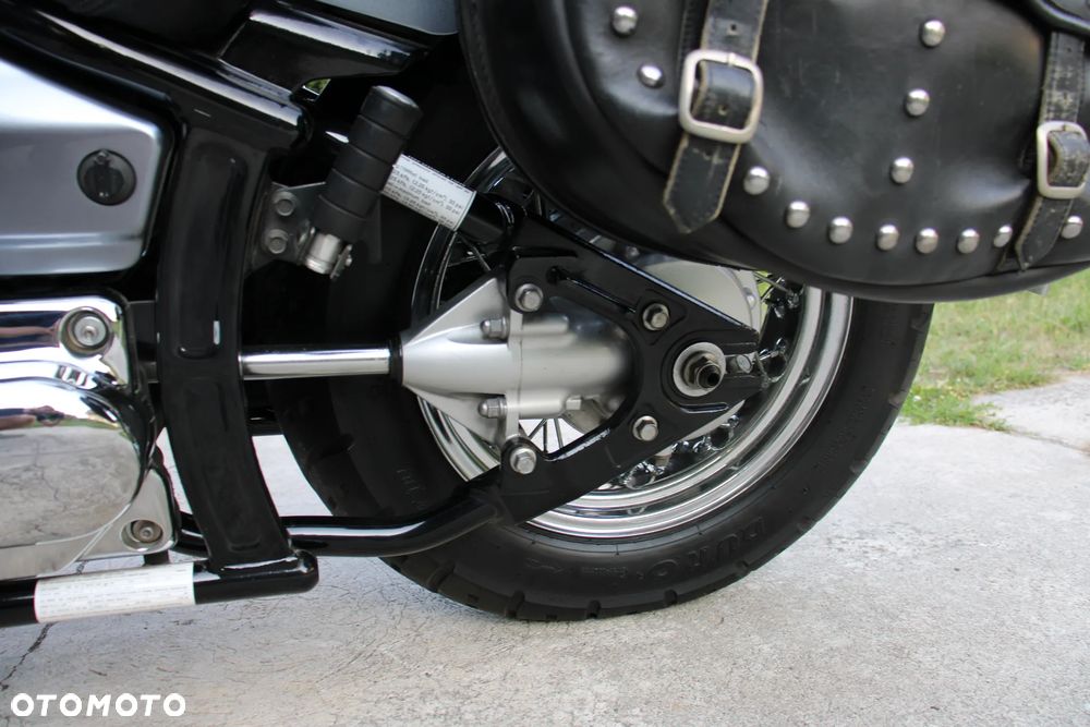 Yamaha XVS - 6