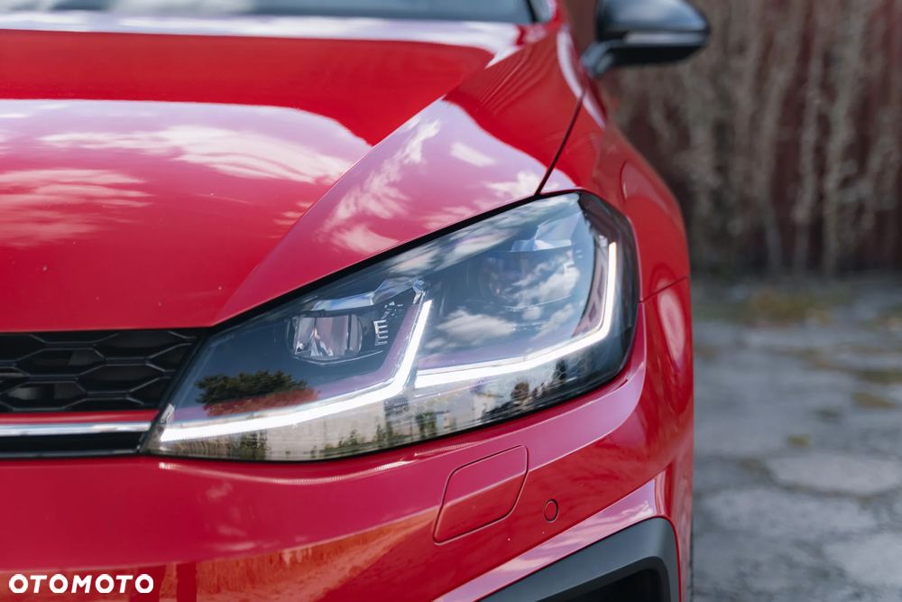 Volkswagen Golf VII 2.0 TSI GTI TCR DSG - 3