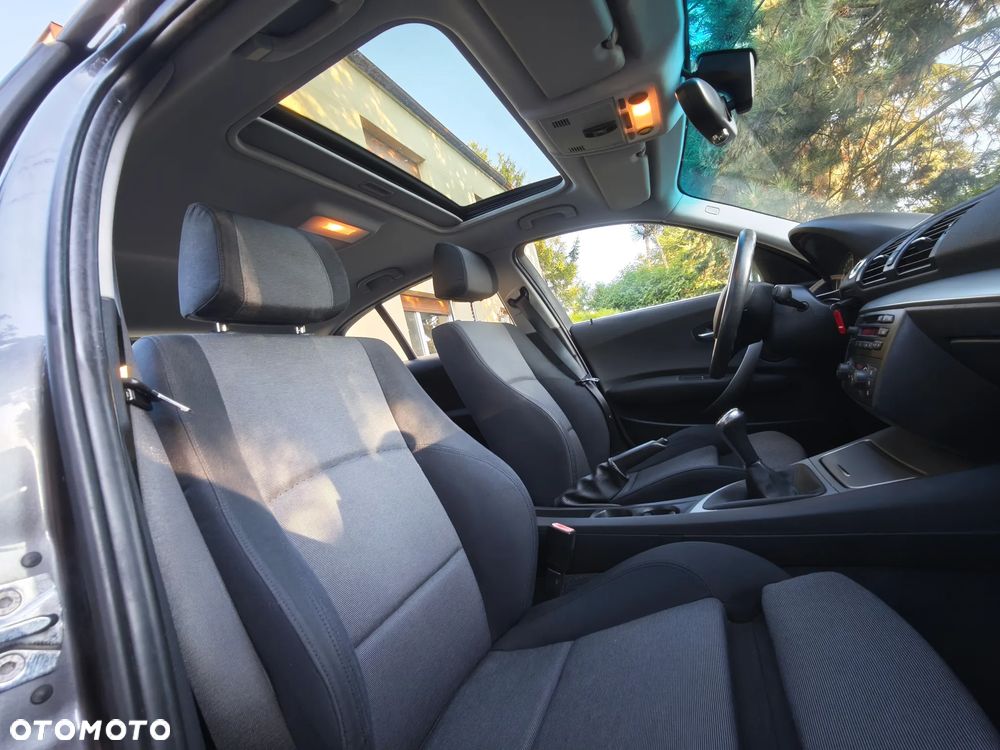 BMW Seria 1 118i - 31
