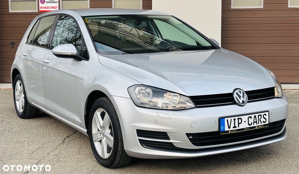 Volkswagen Golf 1.2 TSI BMT Trendline - 4