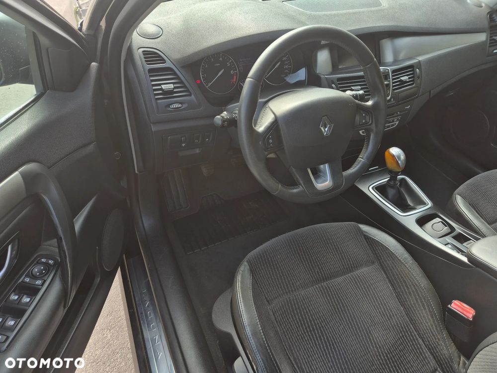 Renault Laguna 2.0 16V 140 Sportway - 9