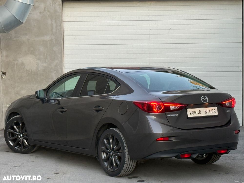 Mazda 3 - 3