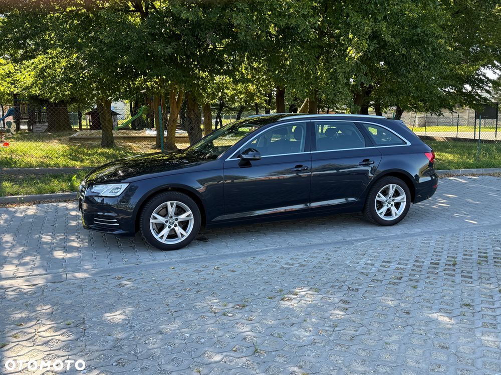 Audi A4 Avant - 14