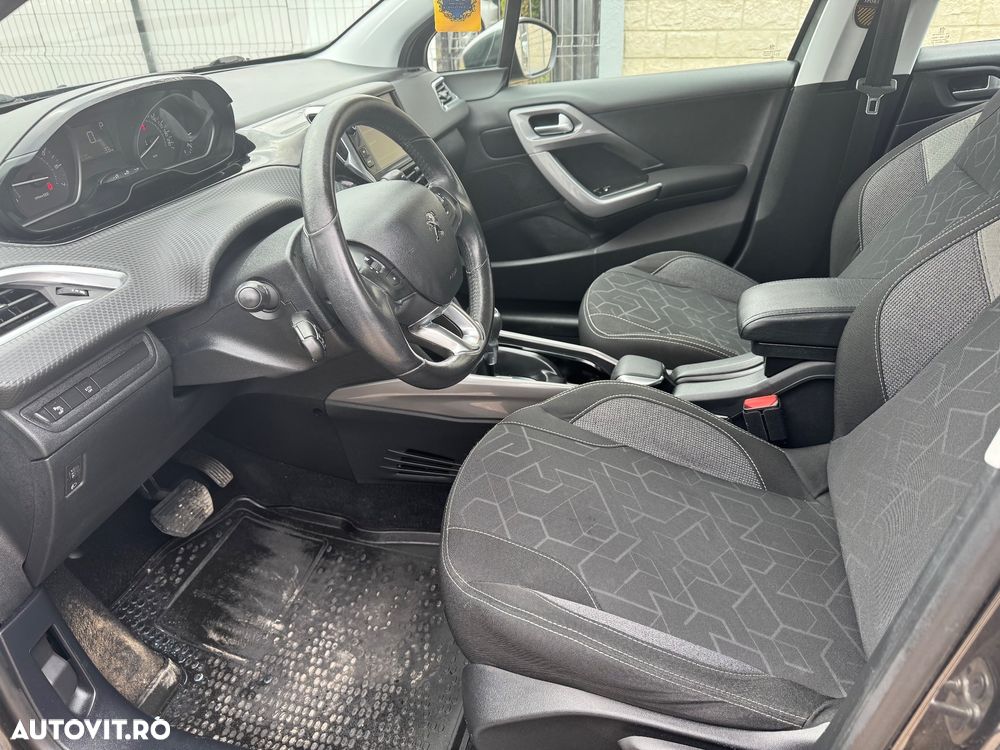 Peugeot 2008 1.2 PureTech Turbo EAT6 S&S Allure - 7