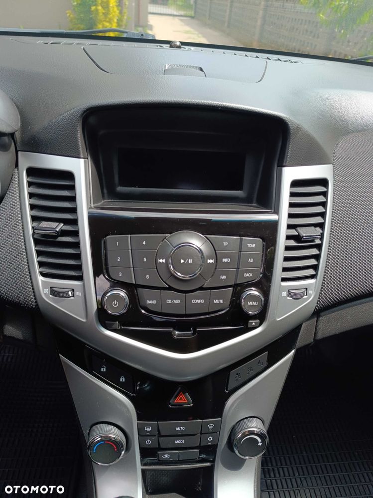 Chevrolet Cruze - 5