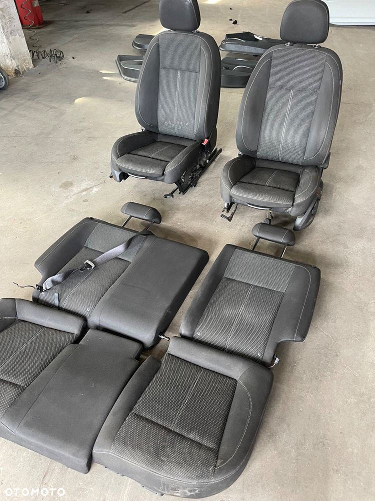 OPEL ASTRA J KOMBI FOTELE KANAPA TAPICERKI