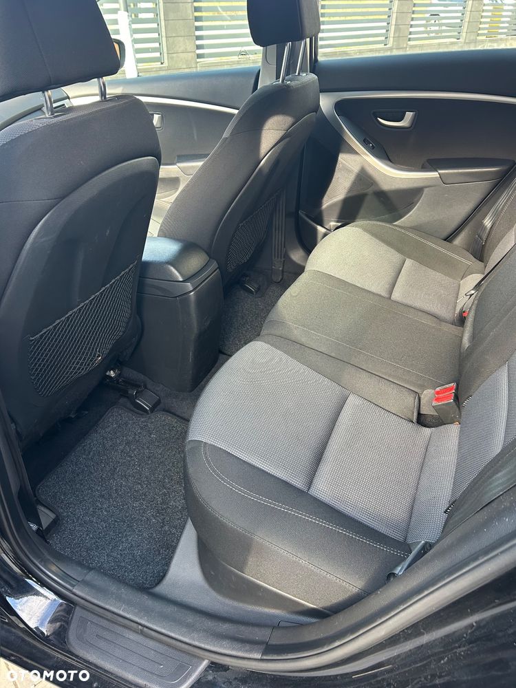 Hyundai i30 1.6 CRDi Comfort - 10
