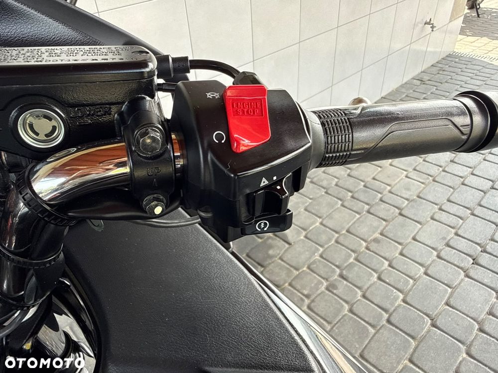 Honda Deauville - 25