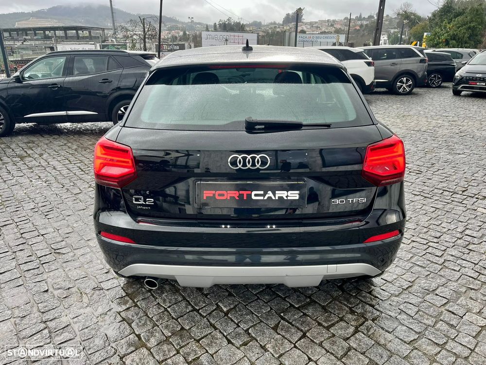 Audi Q2 30 TFSI Design - 10