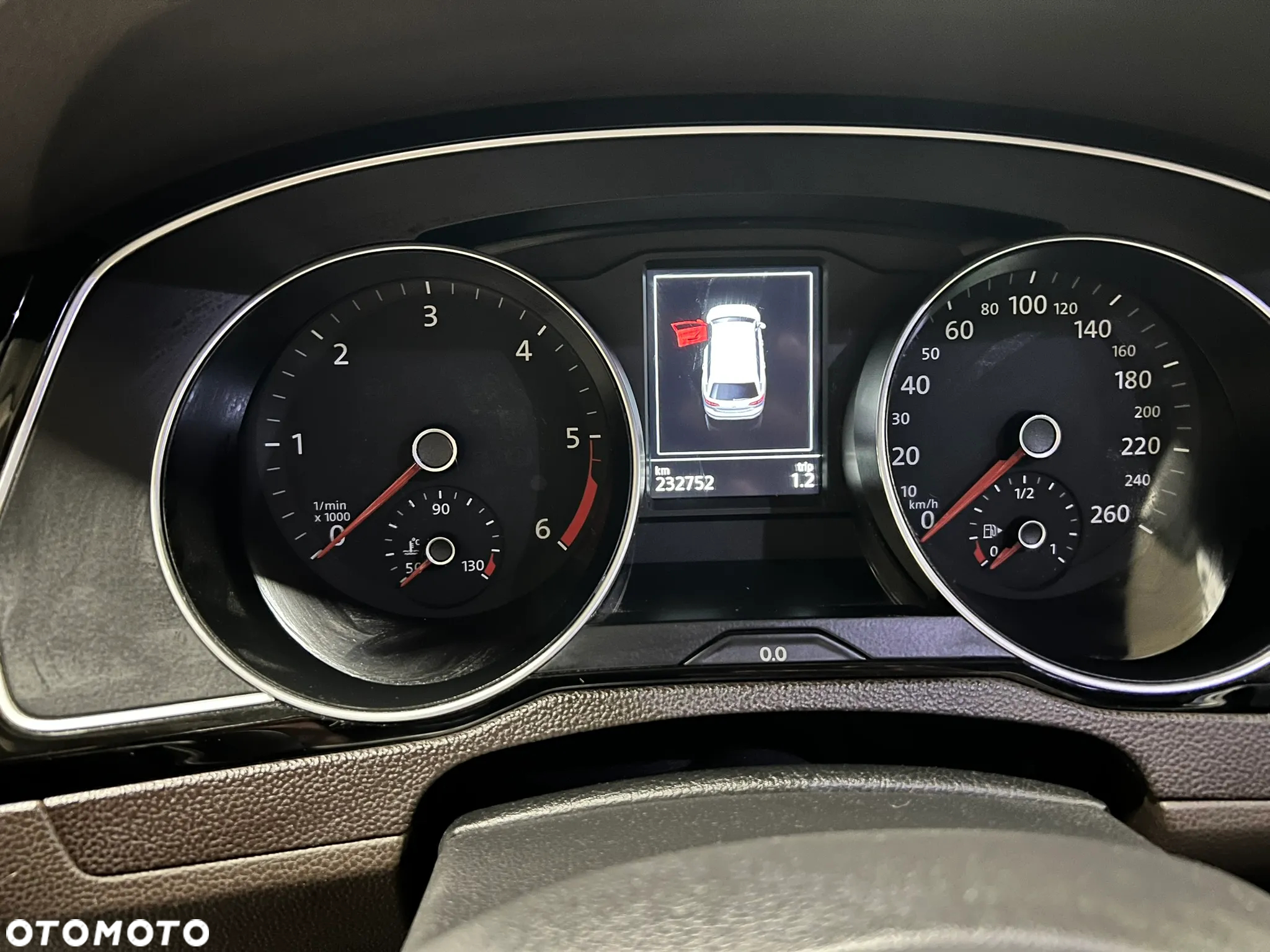 Volkswagen Passat Variant 1.6 TDI SCR DSG Trendline - 6