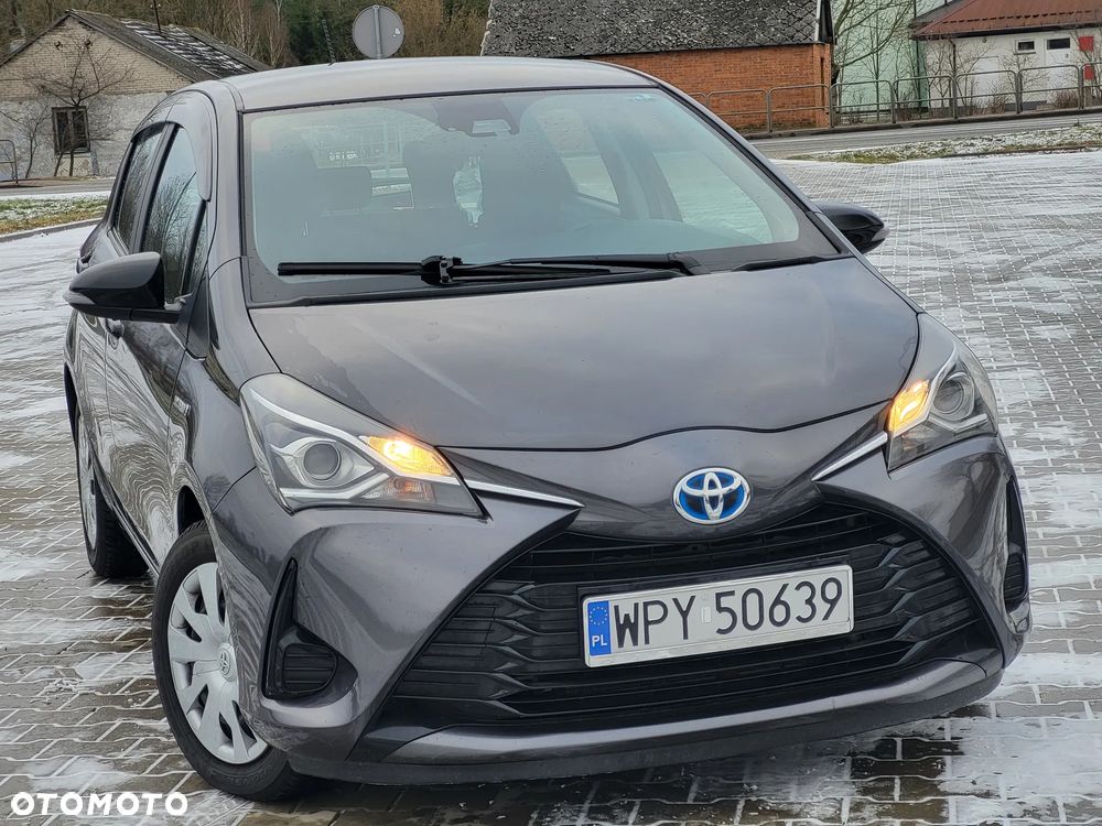 Toyota Yaris - 4