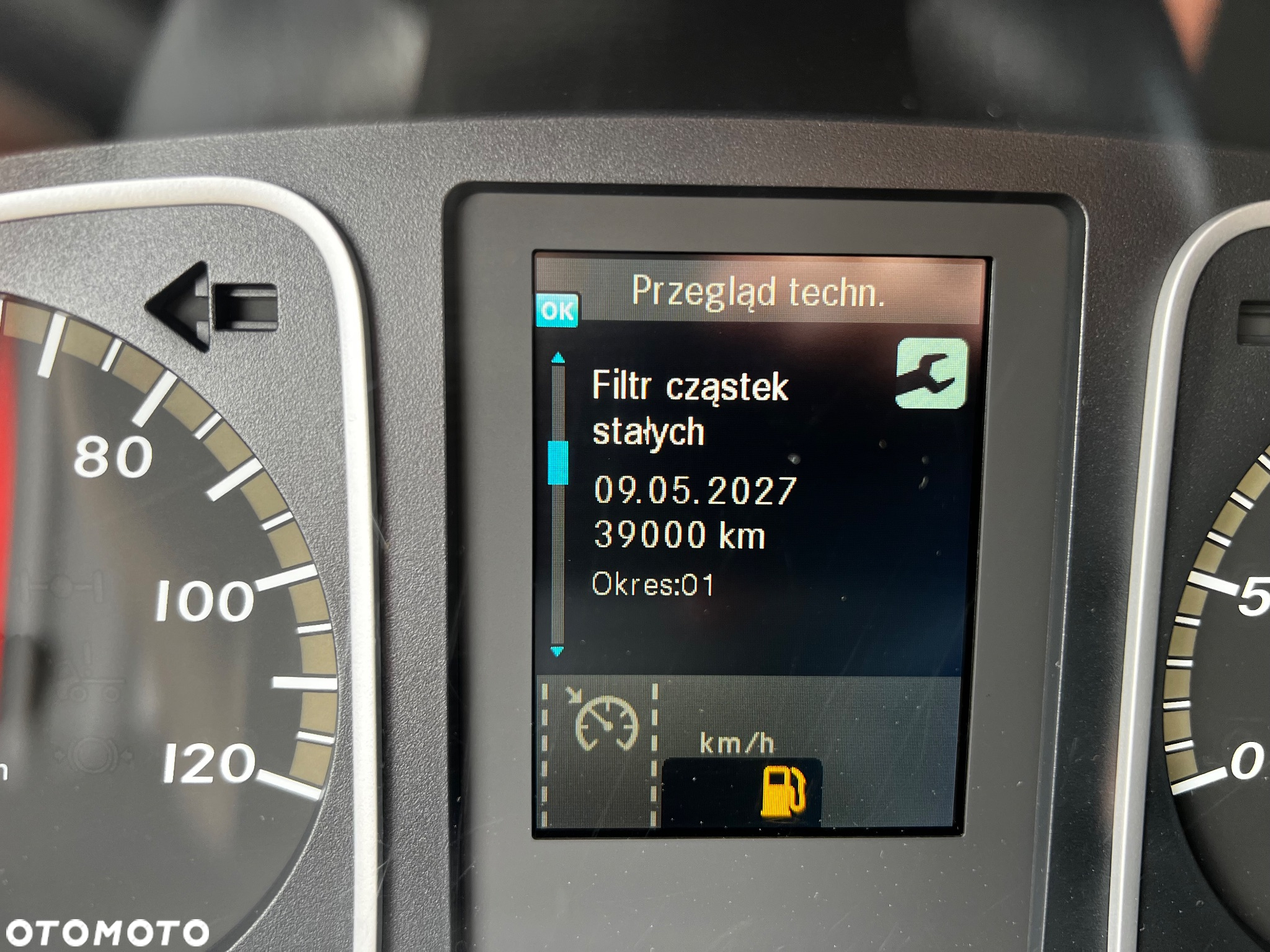 Mercedes-Benz ATEGO - 25