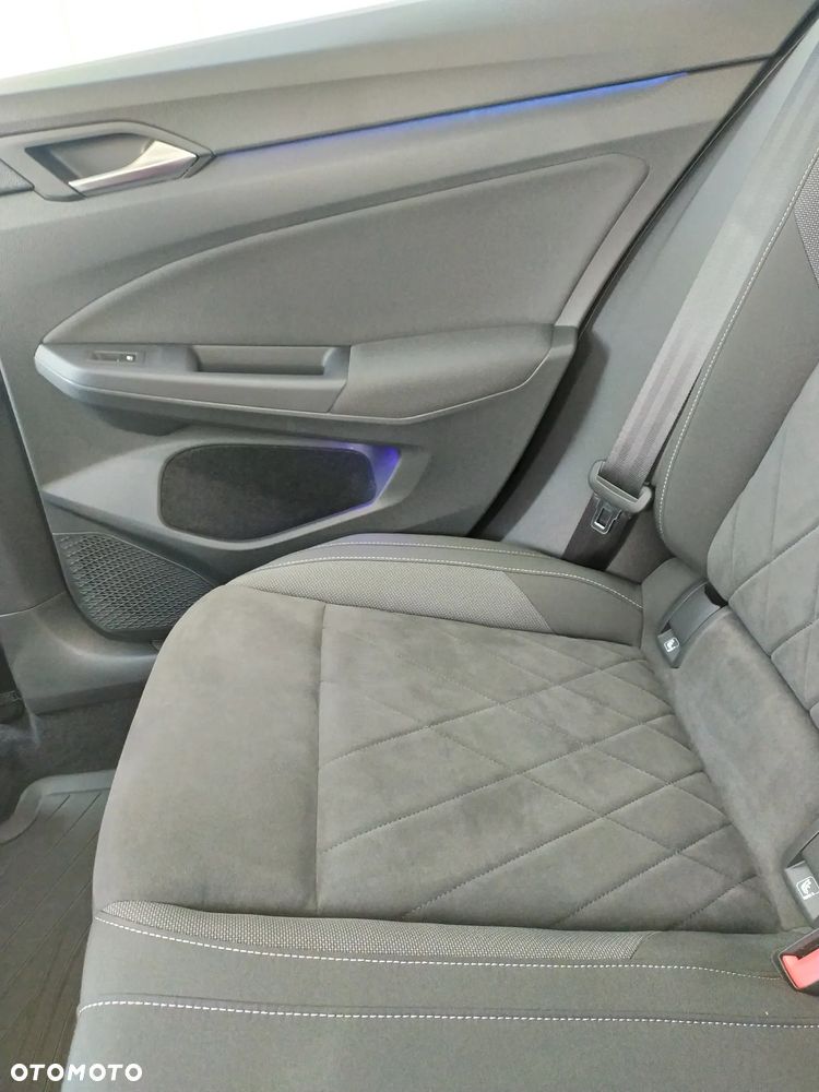 Volkswagen Golf 1.5 TSI EVO Style - 8