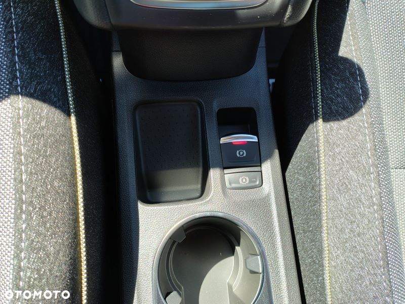 Renault Captur - 16