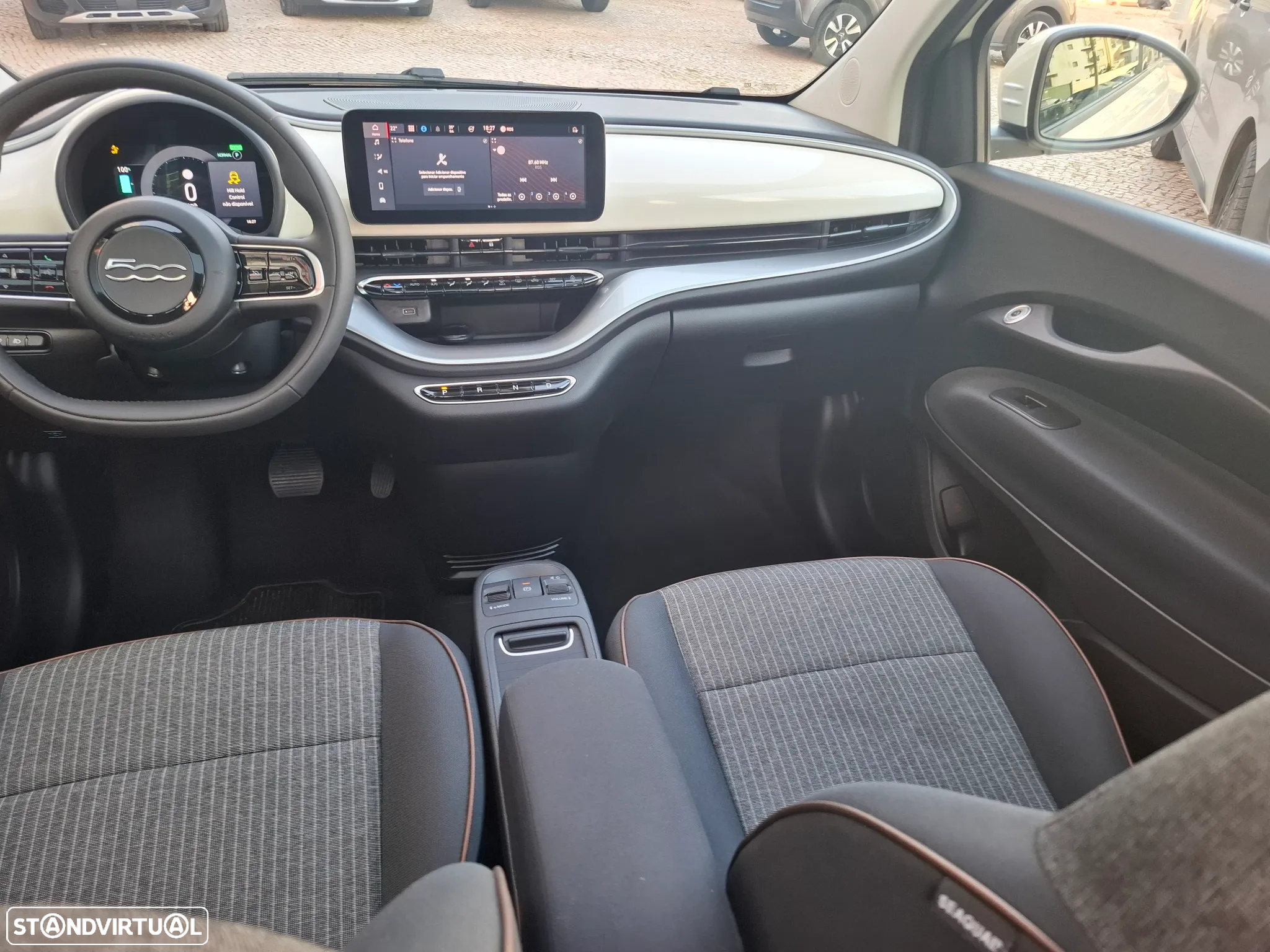Fiat 500e Icon - 10