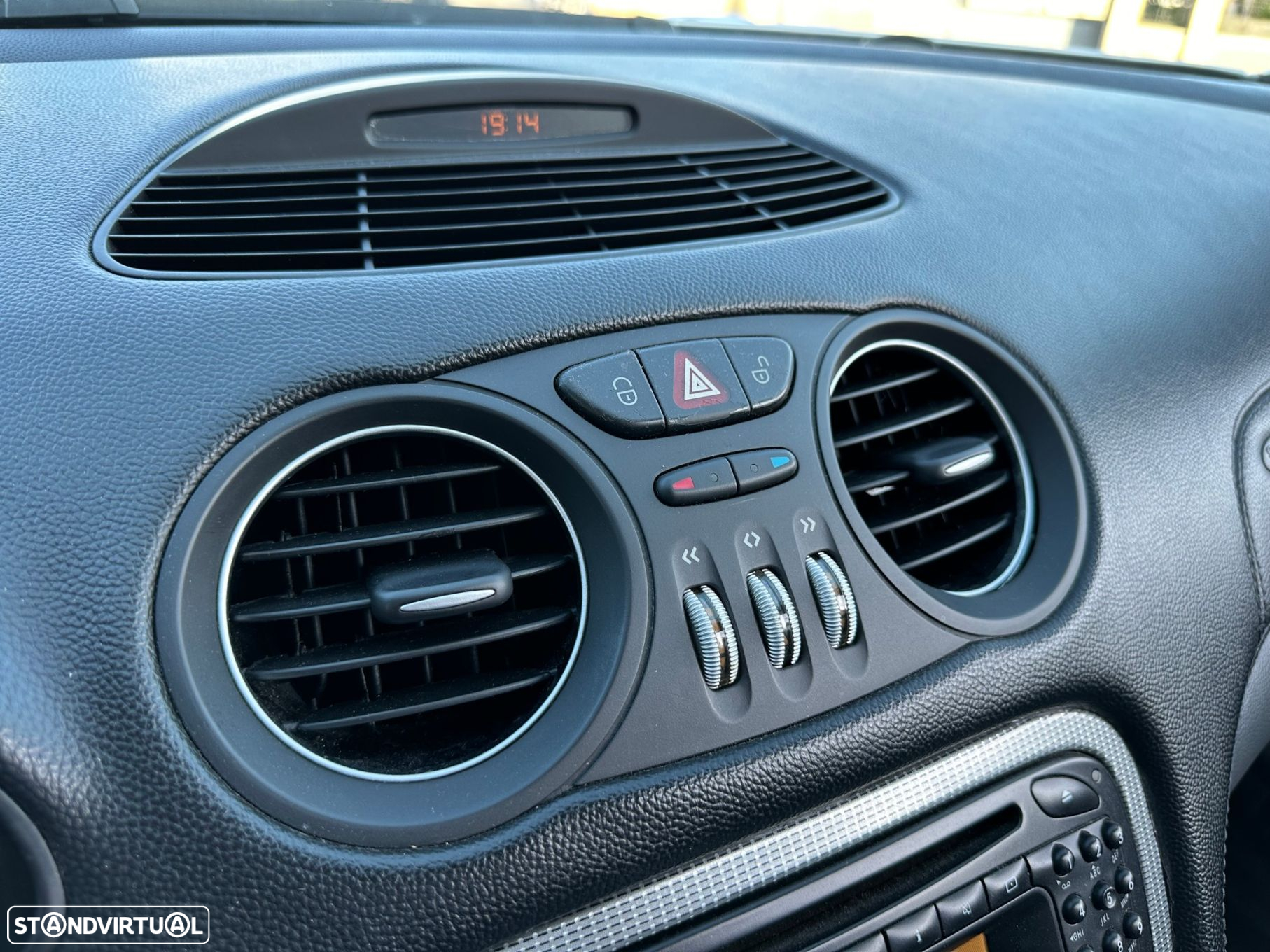Mercedes-Benz SL 350 - 34