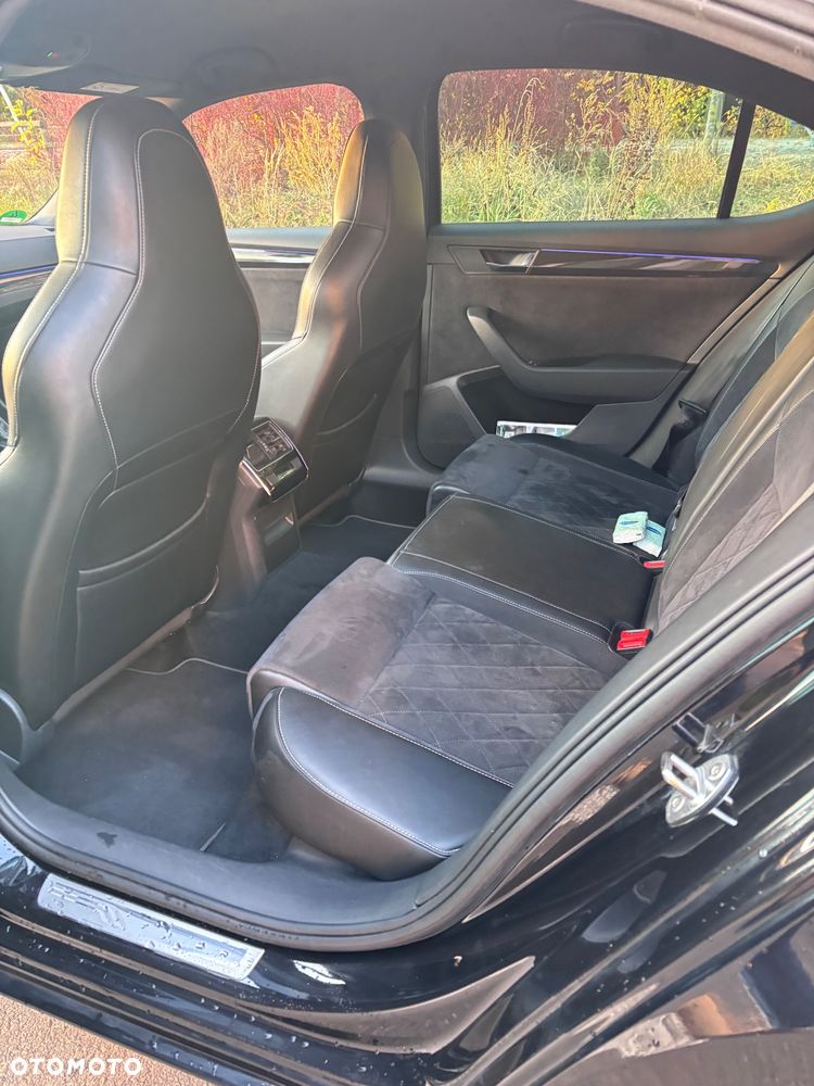 Skoda Superb 2.0 TSI Sportline DSG - 11