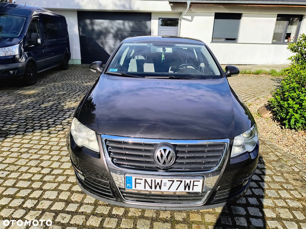 Volkswagen Passat 2.0 TDI DPF Comfortline - 5