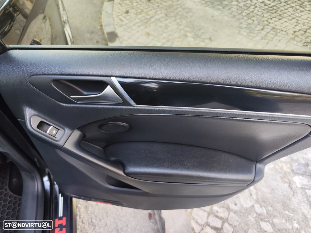 VW Golf 2.0 GTI DSG - 17