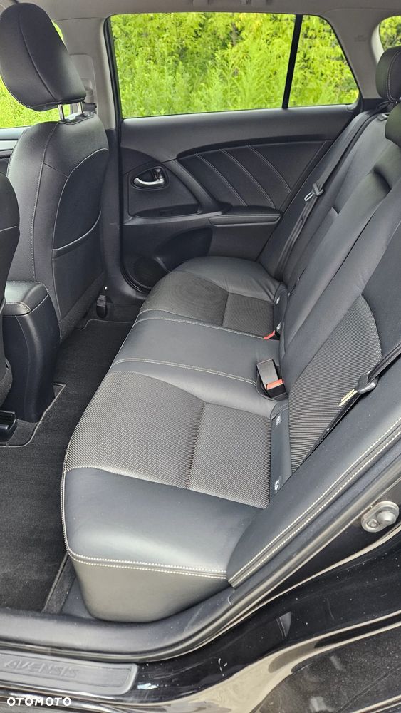 Toyota Avensis 1.8 Prestige - 13