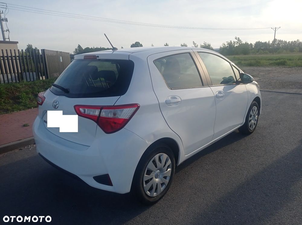 Toyota Yaris - 5