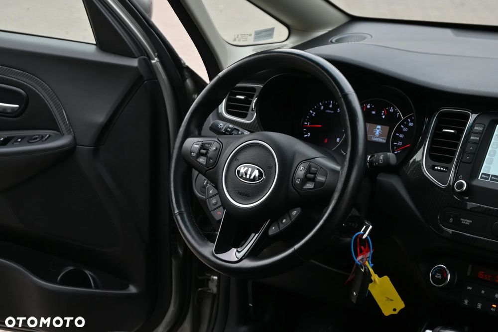 Kia Carens 2.0 GDI Automatik Edition 7 - 22
