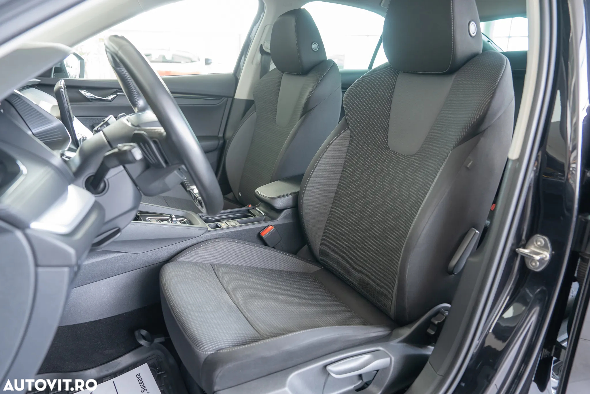 Skoda Octavia 1.0 TSI DSG Mild Hybrid Ambition - 6