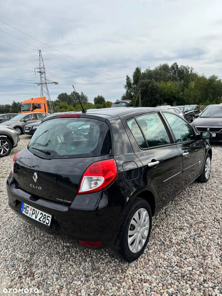 Renault Clio 1.2 16V 75 Dynamique - 4