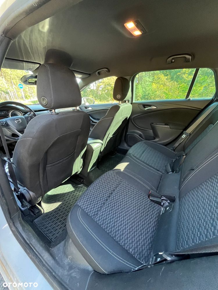 Opel Astra 1.6 CDTI Elite - 12