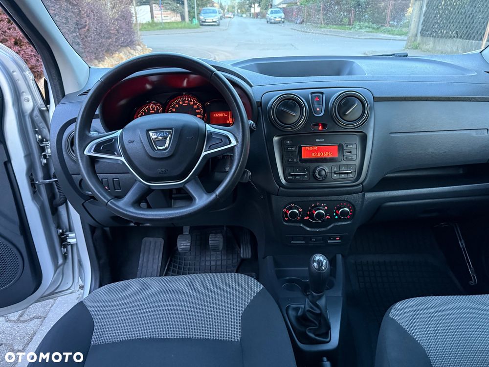 Dacia Lodgy SCe 100 Ambiance - 23