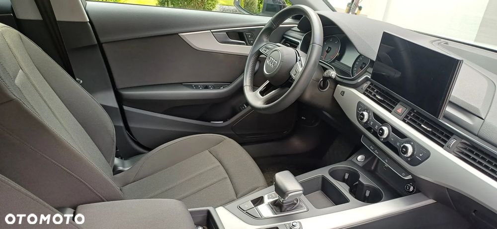 Audi A4 Avant 35 TDI S tronic S line - 12