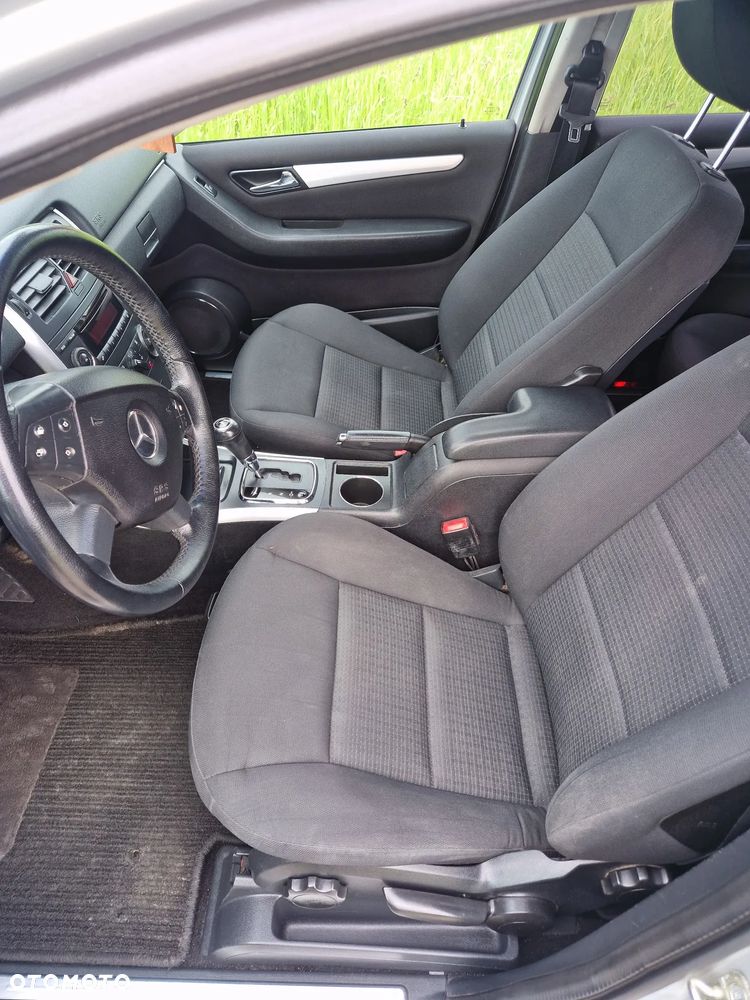 Mercedes-Benz Klasa B 180 CDI Autotronic - 9