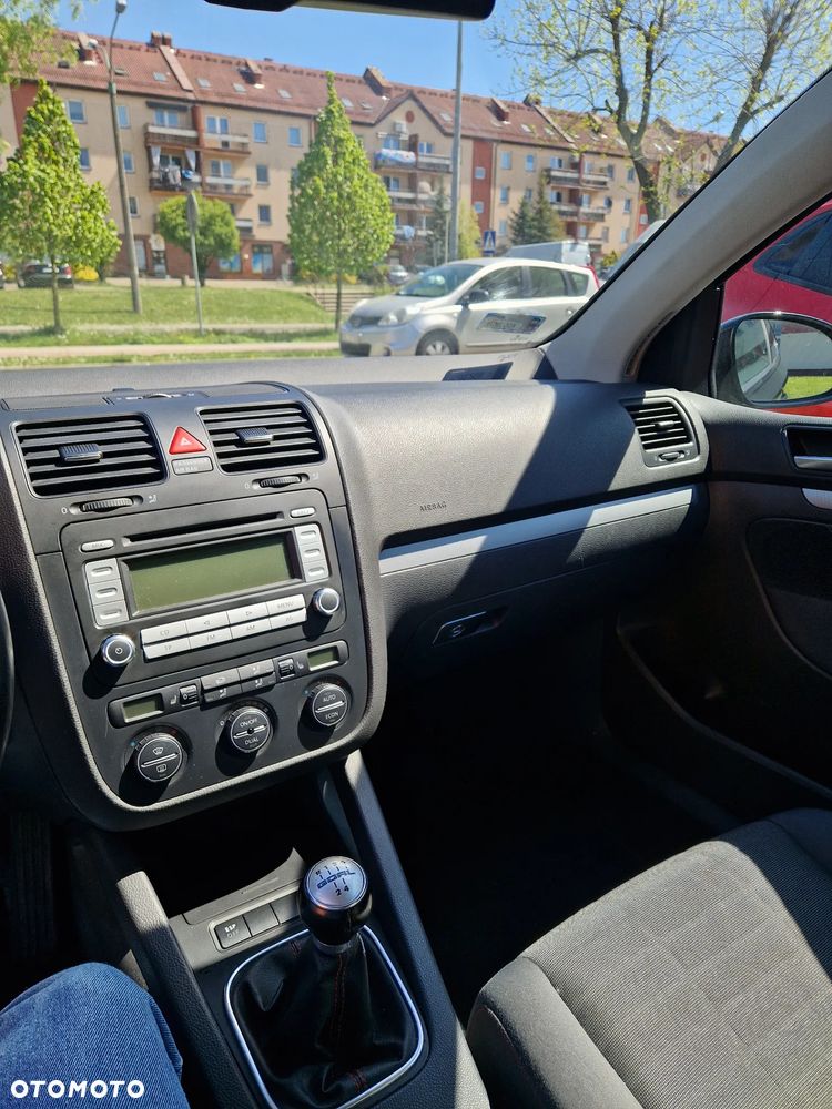 Volkswagen Golf 1.6 Goal - 14
