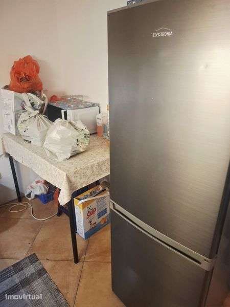 T1 + 1 para venda em Albufeira 270.000 euros, com vista mar - Grande imagem: 3/12