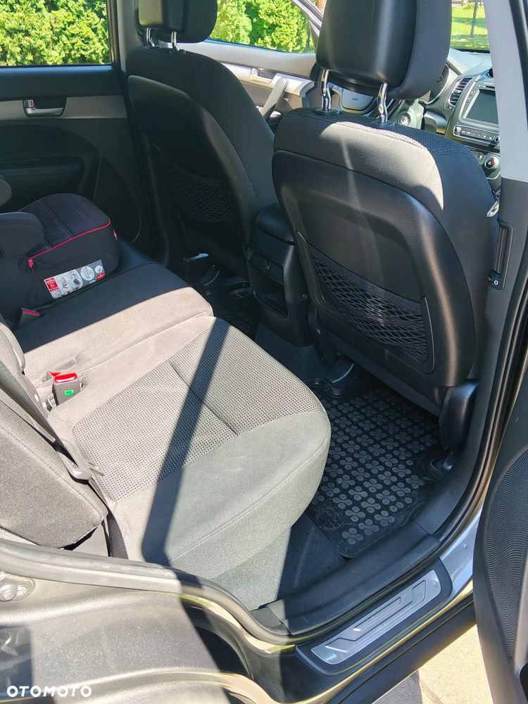 Kia Sorento - 8