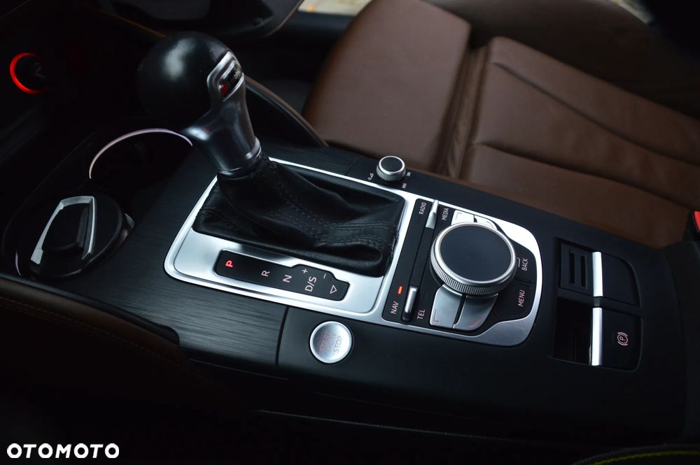 Audi A3 Sportback 1.8 TFSI quattro S tronic S line Sportpaket - 30