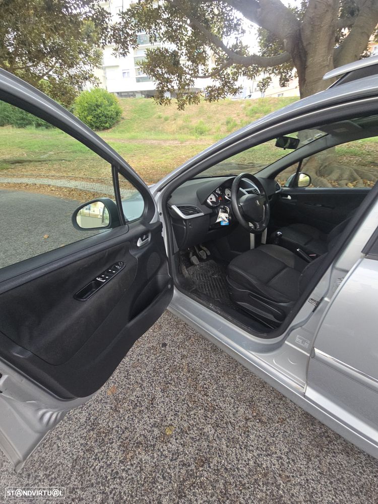 Peugeot 207 SW 1.4 Urban - 15