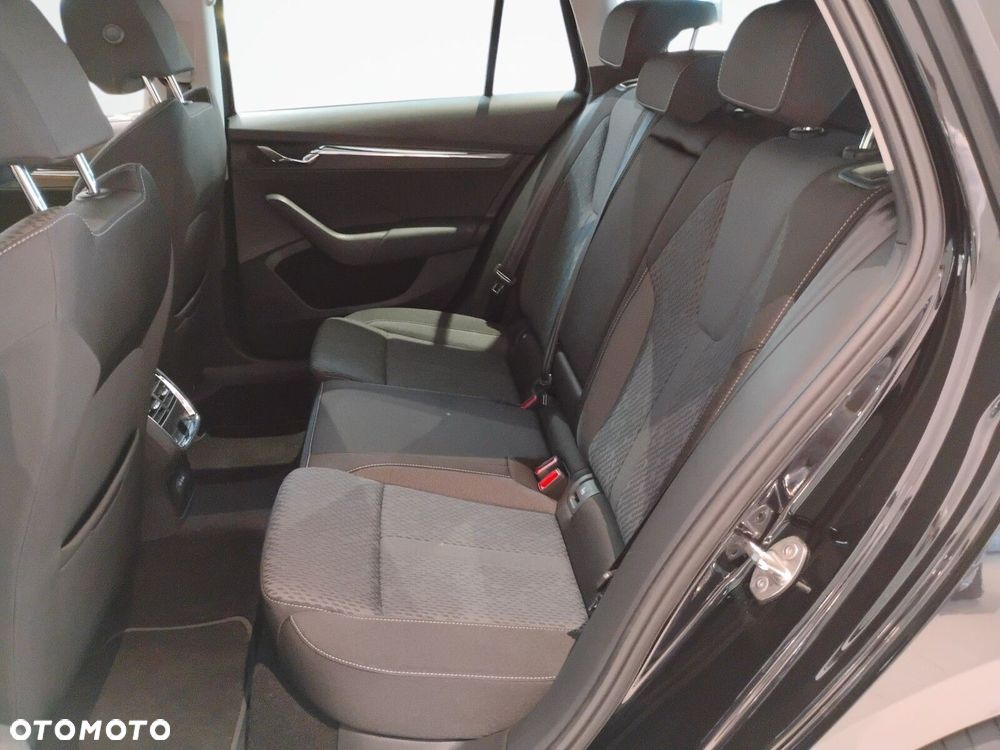 Skoda Octavia 2.0 TDI Style DSG - 14